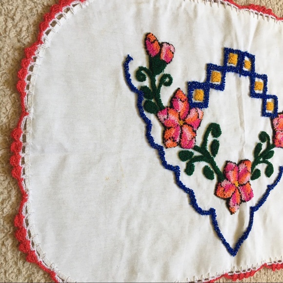 Embroidered Cloth - Picture 2 of 2